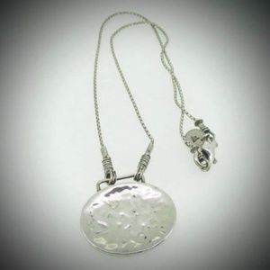 SILPADA HAMMERED STERLING SILVER OVAL PENDANT on BOX CHAIN NECKLACE